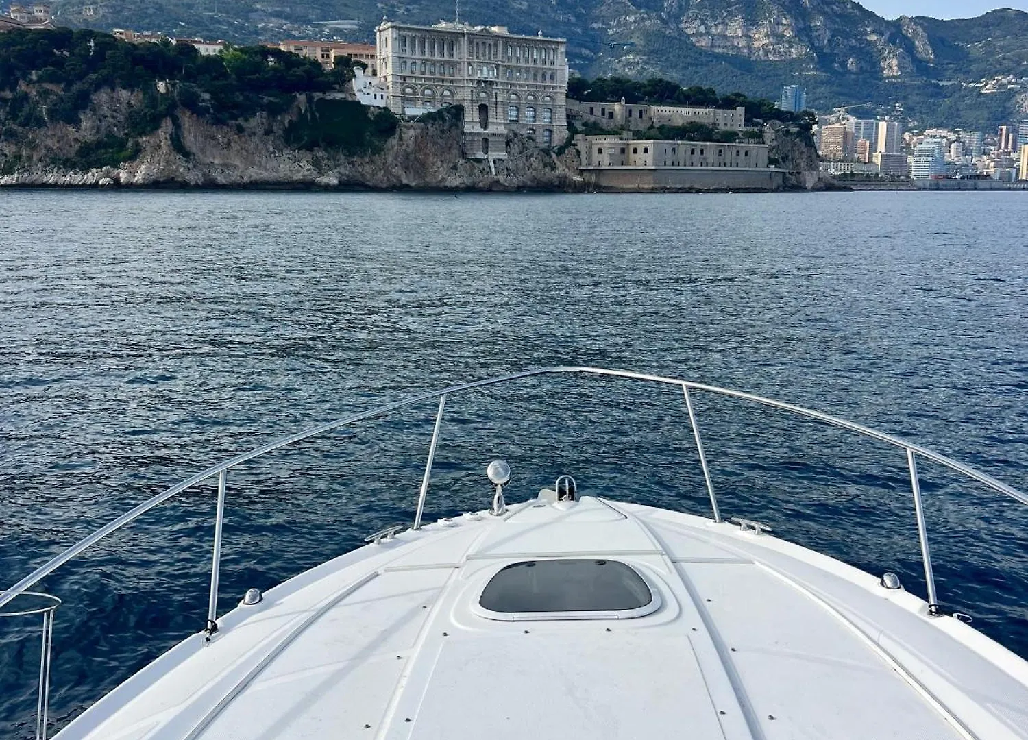 Luxury Boat In Monaco 호텔 0*, 몬테카를로
